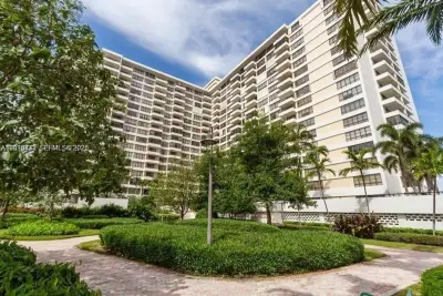 600 Three Islands Blvd #420, Hallandale Beach: photo 1 of 27