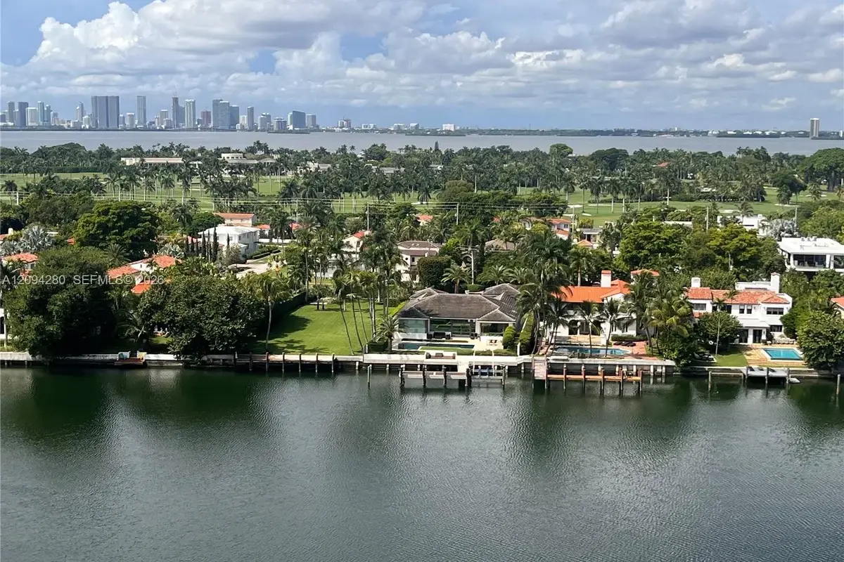 5880 Collins Ave #PH-1, Miami Beach: photo 1 of 32