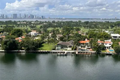 5880 Collins Ave #PH-1, Miami Beach: photo 1 of 32