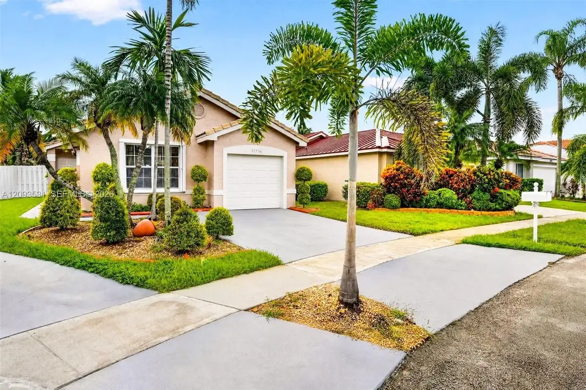 17736 SW 27th Ct, Miramar: photo 1 of 42