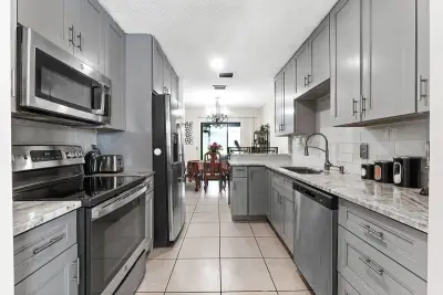 1595 Woodbridge Lakes Cir, West Palm Beach: photo 1 of 16