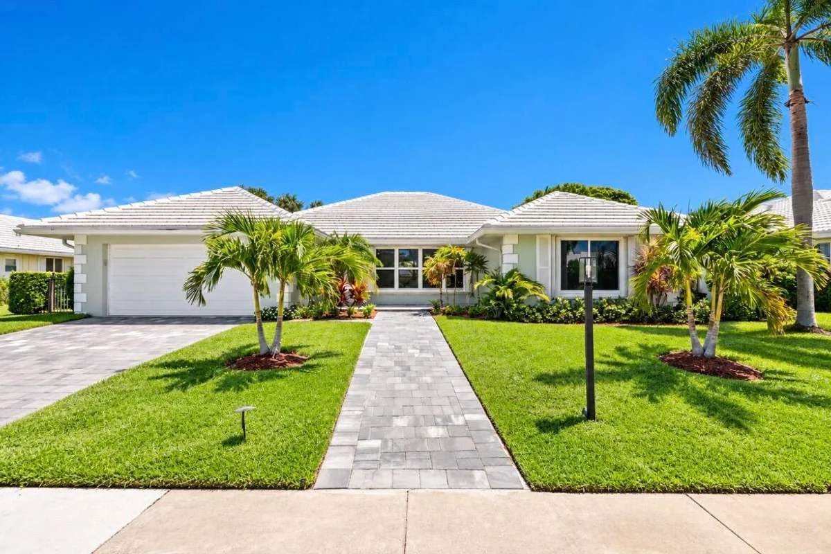 770 SW Elm Tree Ln, Boca Raton: photo 1 of 23