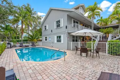510 NE 17th Ave #105, Fort Lauderdale: photo 1 of 19
