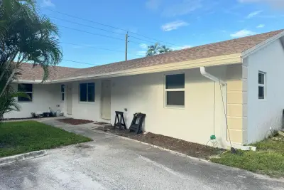 4683 Hairland Dr #1, West Palm Beach: photo 1 of 8