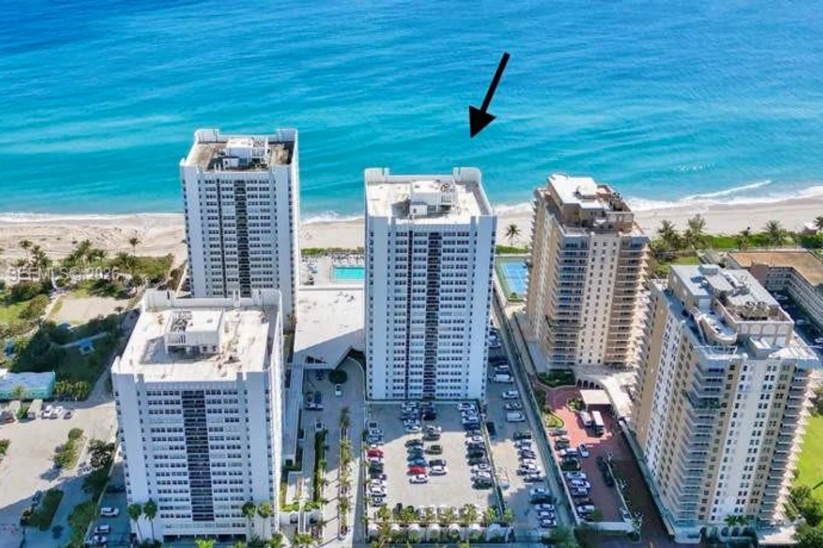 1904 S Ocean Dr #1901, Hallandale Beach: photo 1 of 34