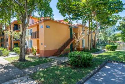 10717 Cleary Blvd #211, Plantation: photo 1 of 59