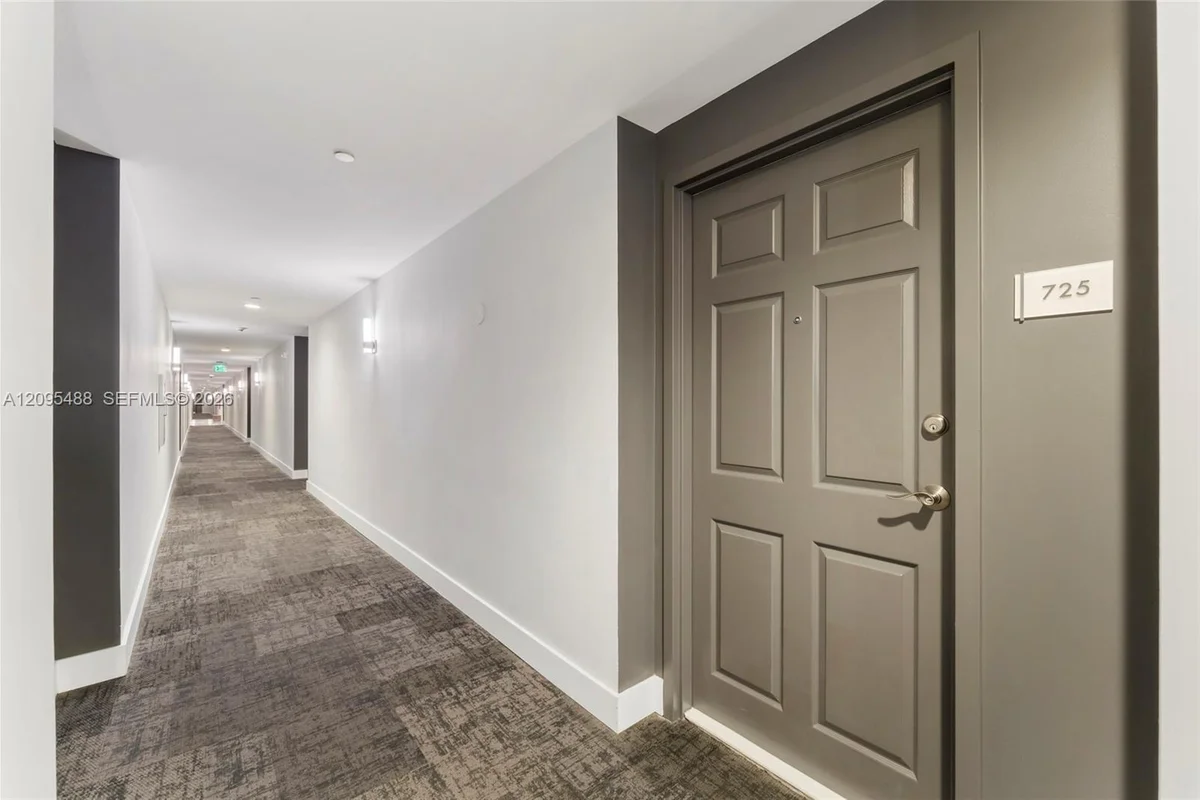 140 S Dixie Hwy #725, Hollywood: photo 1 of 20