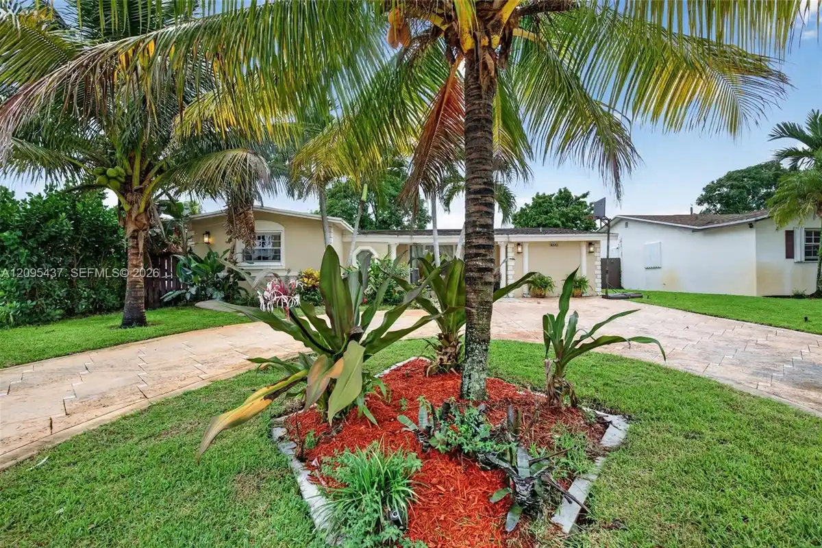 8508 Long Acre Dr, Miramar: photo 1 of 46