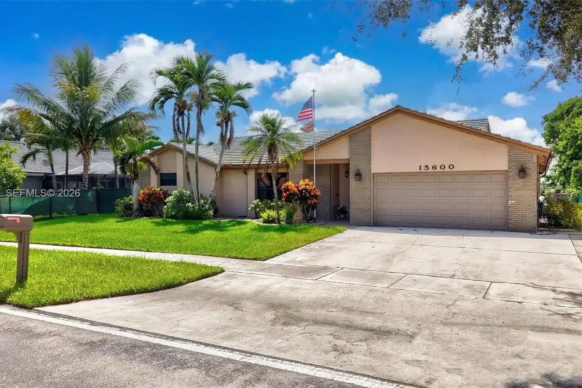 15600 Huntridge Rd, Davie: photo 1 of 45
