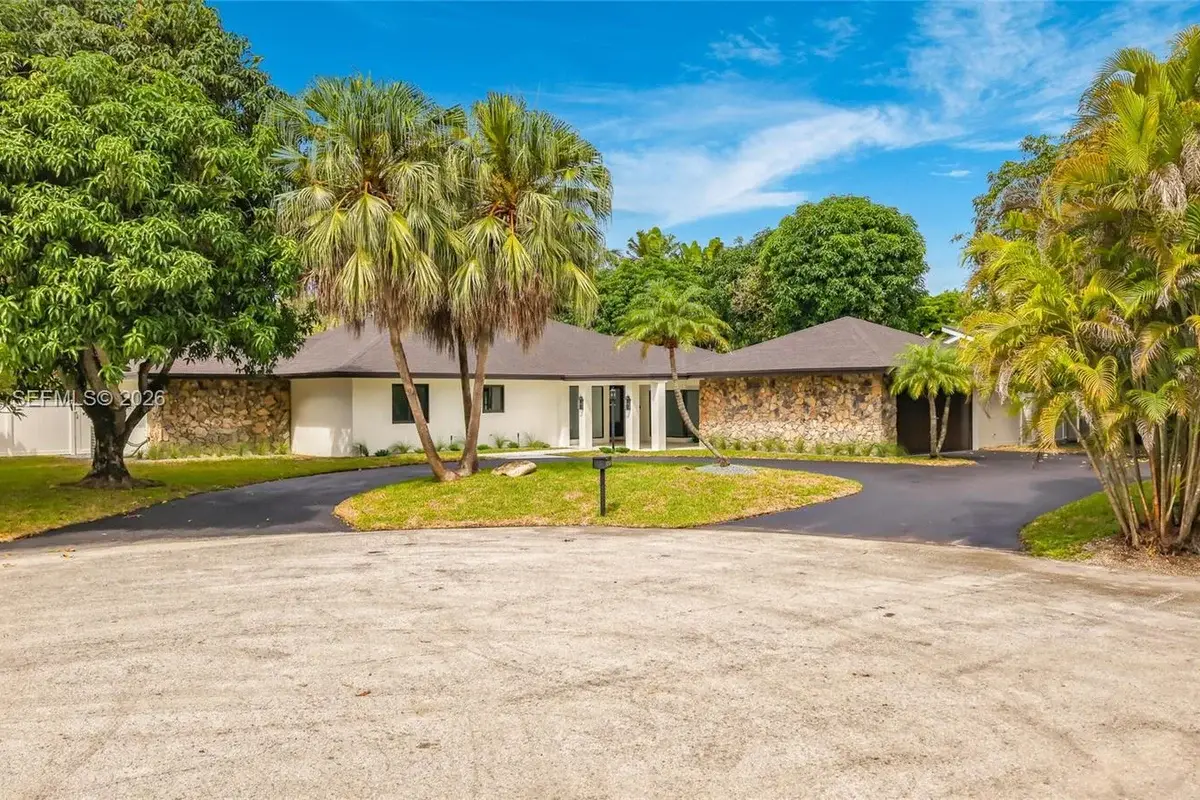 15804 SW 82nd Ct, Palmetto Bay: photo 1 of 47