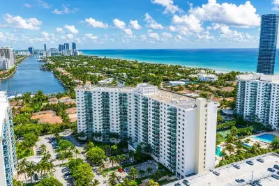 19380 Collins Ave #1103, Sunny Isles Beach: photo 1 of 22