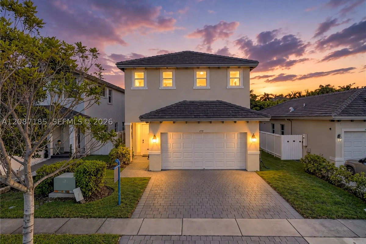 278 SE 31st Ter, Homestead: photo 1 of 64