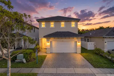 278 SE 31st Ter, Homestead: photo 1 of 64