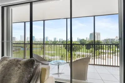 20379 W Country Club Dr #536, Aventura: photo 1 of 21
