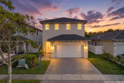278 SE 31st Ter, Homestead: photo 1 of 64