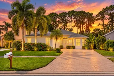 139 Saratoga Blvd E, Royal Palm Beach: photo 1 of 71