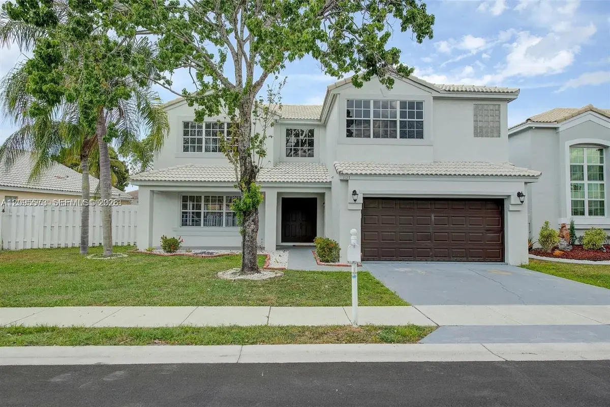 1127 SW 104th Way, Pembroke Pines: photo 1 of 40
