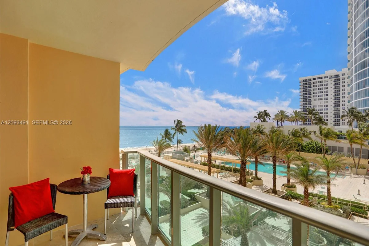 2501 S Ocean Dr #415, Hollywood: photo 1 of 50
