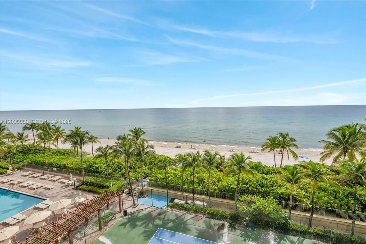 2080 S Ocean Dr #511, Hallandale Beach: photo 1 of 26