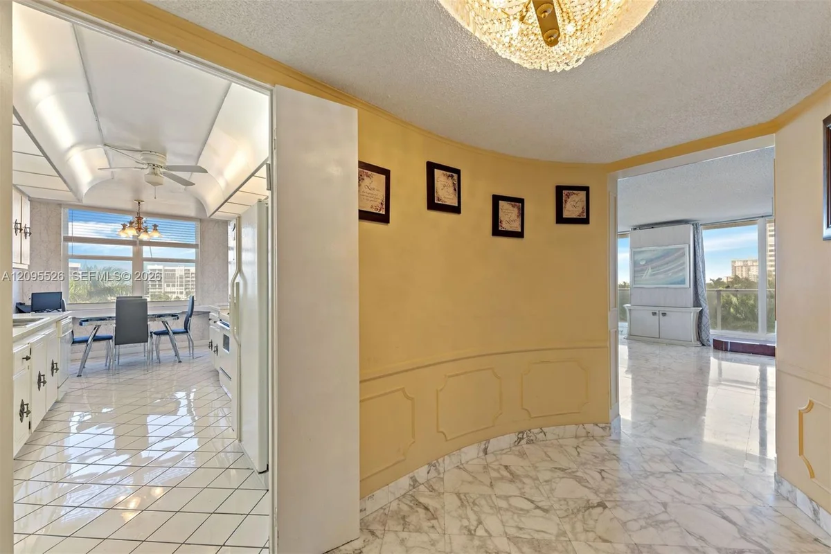 2751 S Ocean Dr #501N, Hollywood: photo 1 of 35