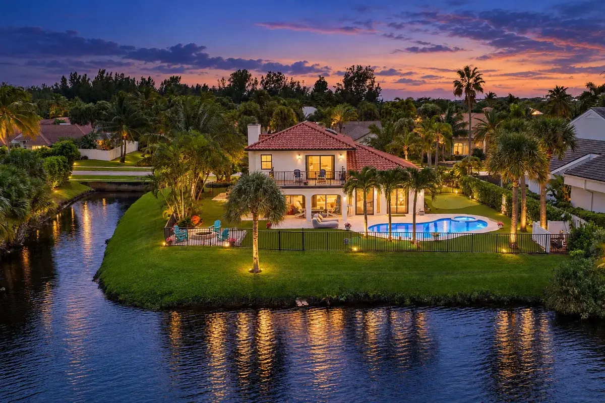 129 Olympus Way, Jupiter: photo 1 of 53