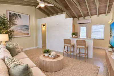 601 SE 20th Ave #4, Deerfield Beach: photo 1 of 21