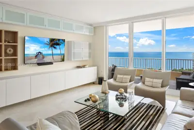 781 Crandon Blvd #1802, Key Biscayne: photo 1 of 21