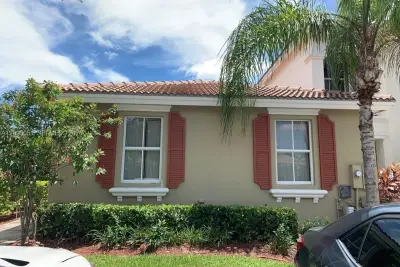 959 NE 42nd Ter, Homestead: photo 1 of 6