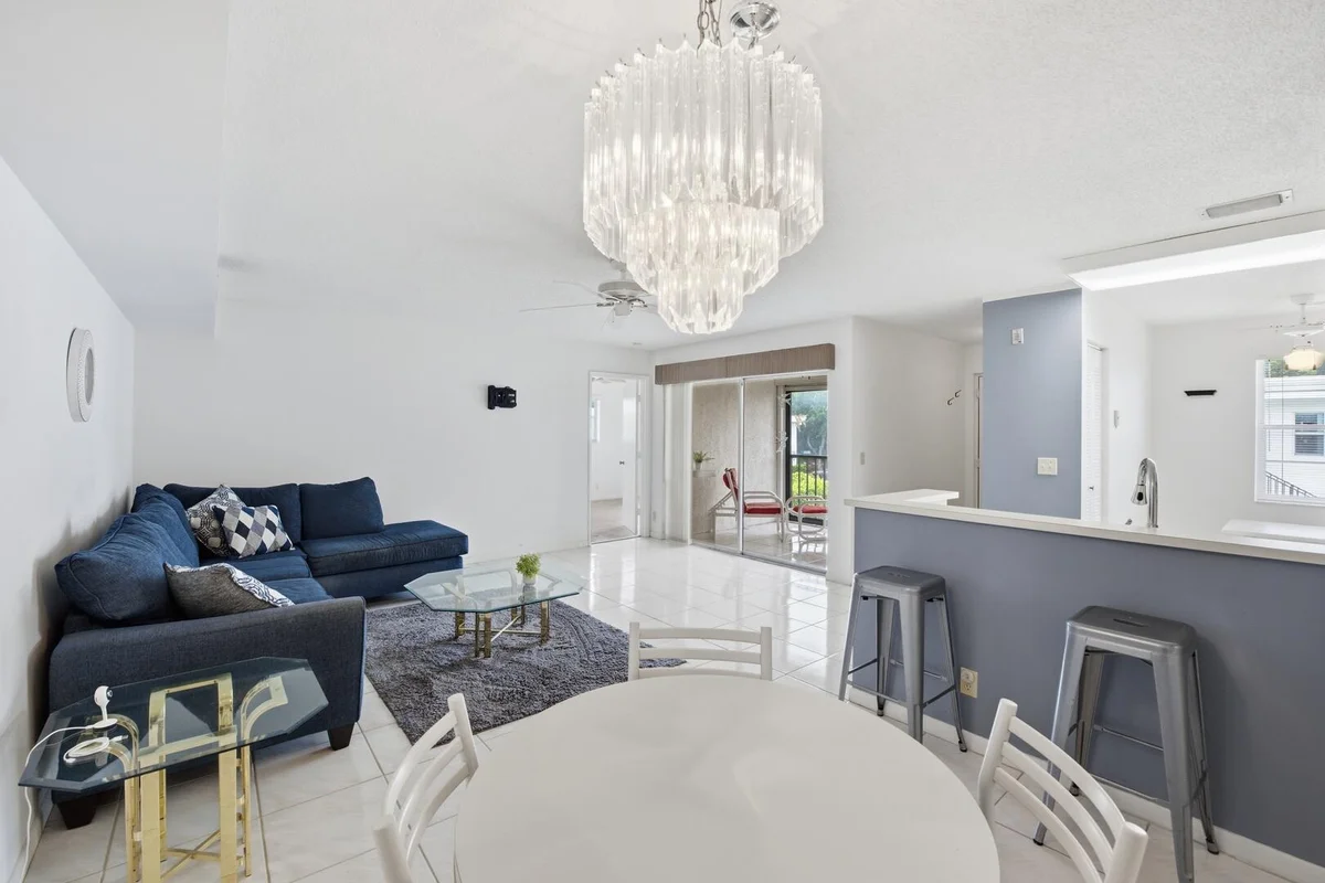 14898 Wedgefield Dr #208, Delray Beach: photo 1 of 22