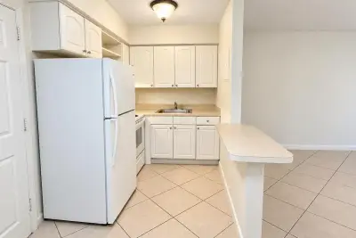 1960 NE 48 St #11, Pompano Beach: photo 1 of 7