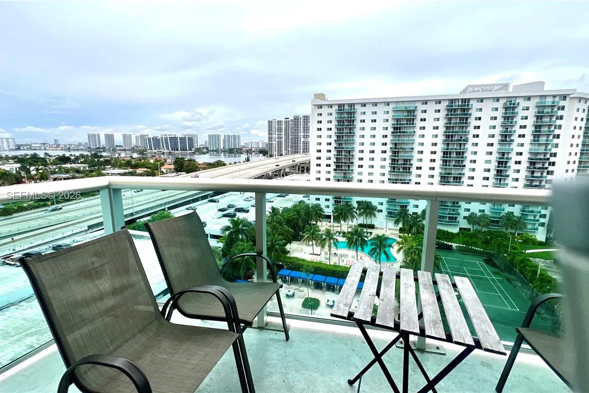 19370 Collins Ave #1106, Sunny Isles Beach: photo 1 of 6