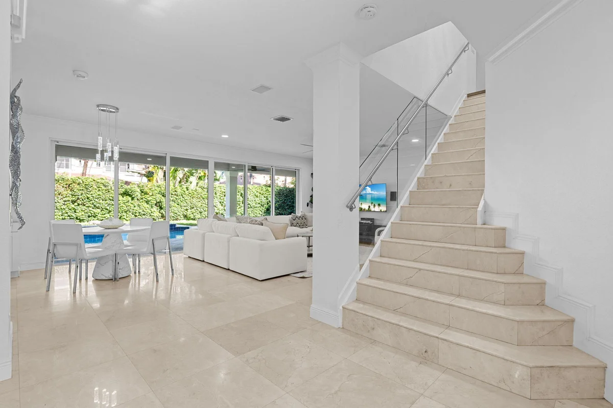 1879 Hidden Trail Ln, Weston: photo 1 of 62