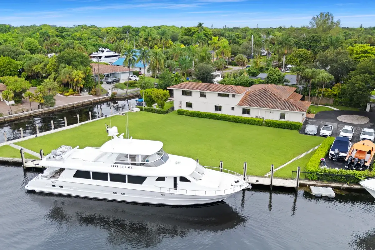 2461 SW 27th Ter, Fort Lauderdale: photo 1 of 50