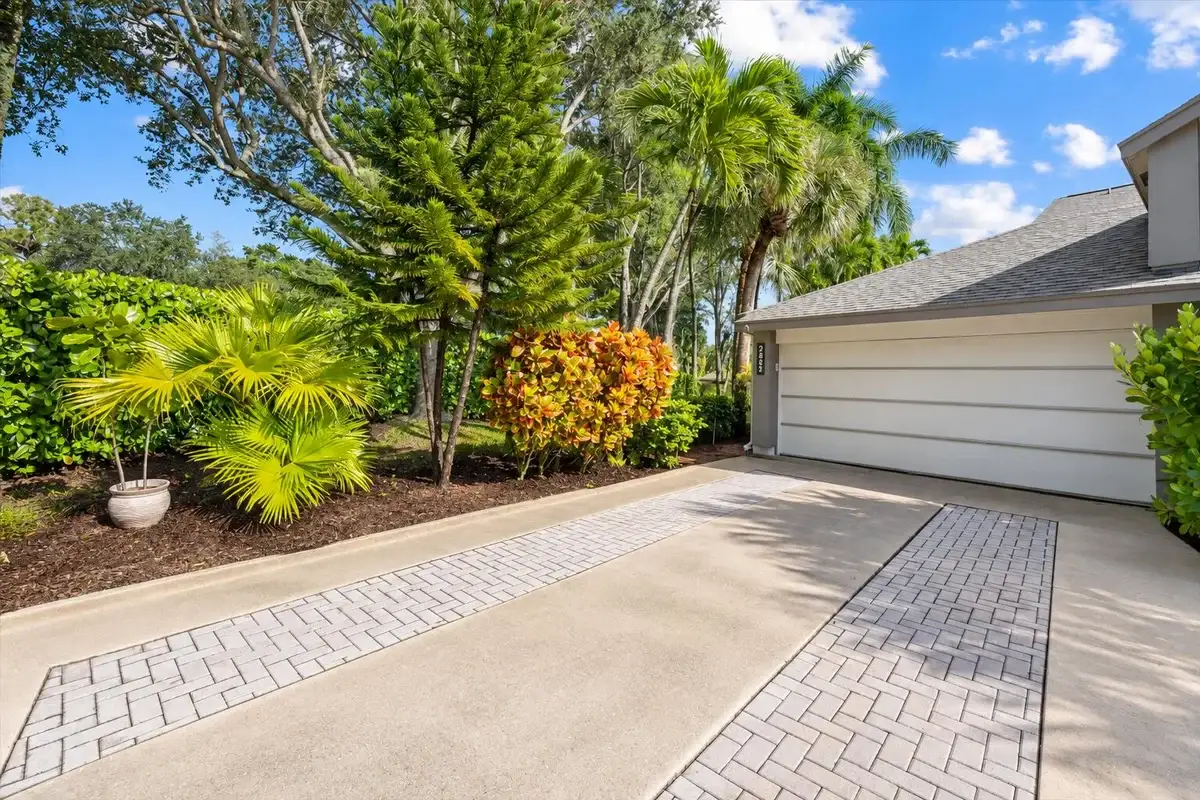 2402 Landings Blvd, Greenacres: photo 1 of 53
