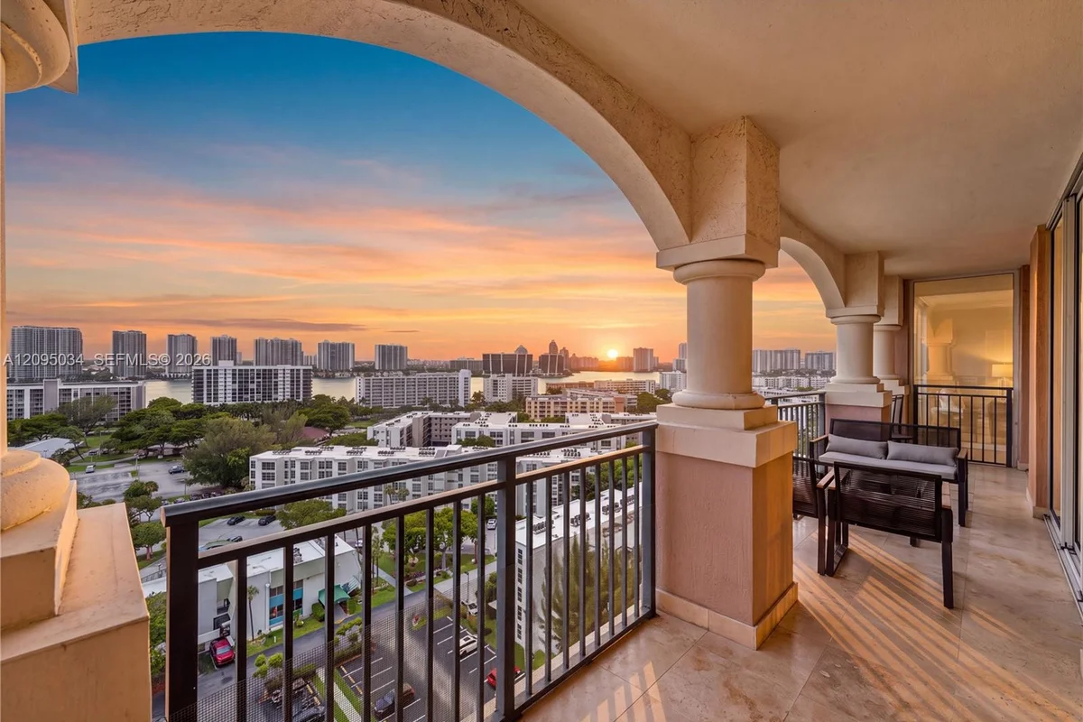 17555 Atlantic Blvd #TS6, Sunny Isles Beach: photo 1 of 34