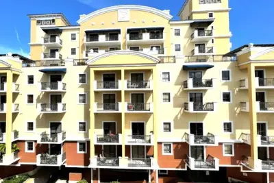8395 SW 73rd Ave #423, Miami: photo 1 of 21