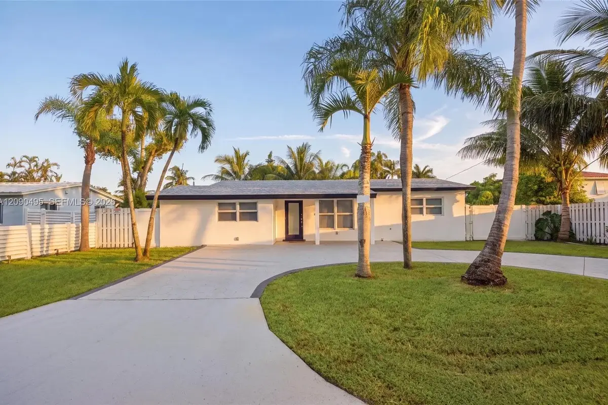4540 SW 28th Ter, Dania Beach: photo 1 of 66