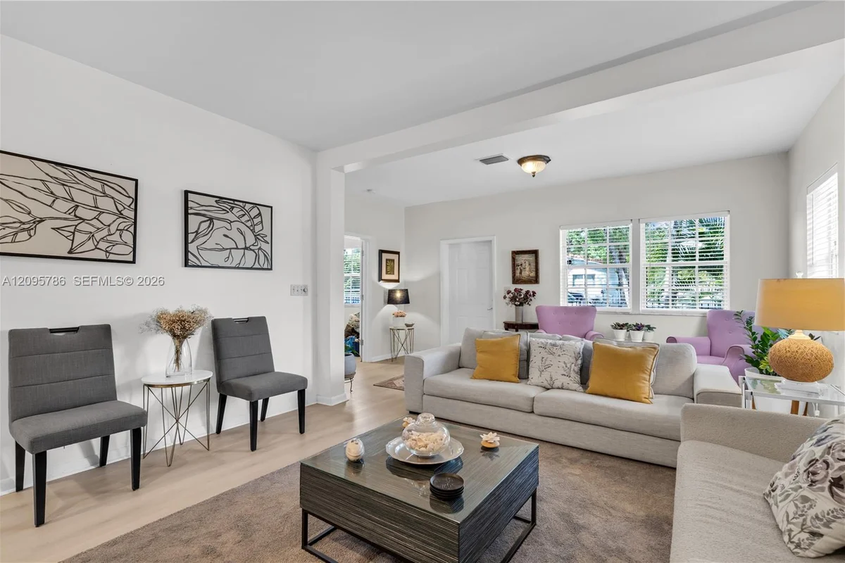 7611 NW 3rd Ave, Miami: photo 1 of 23