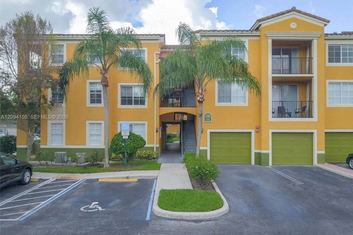 2080 W Preserve Way #303, Miramar: photo 1 of 22