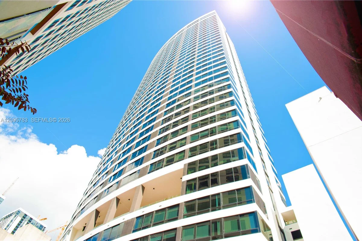 225 N Miami Ave #2306, Miami: photo 1 of 21