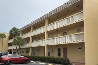 5800 NW 64th Ave #306, Tamarac: photo 1 of 26