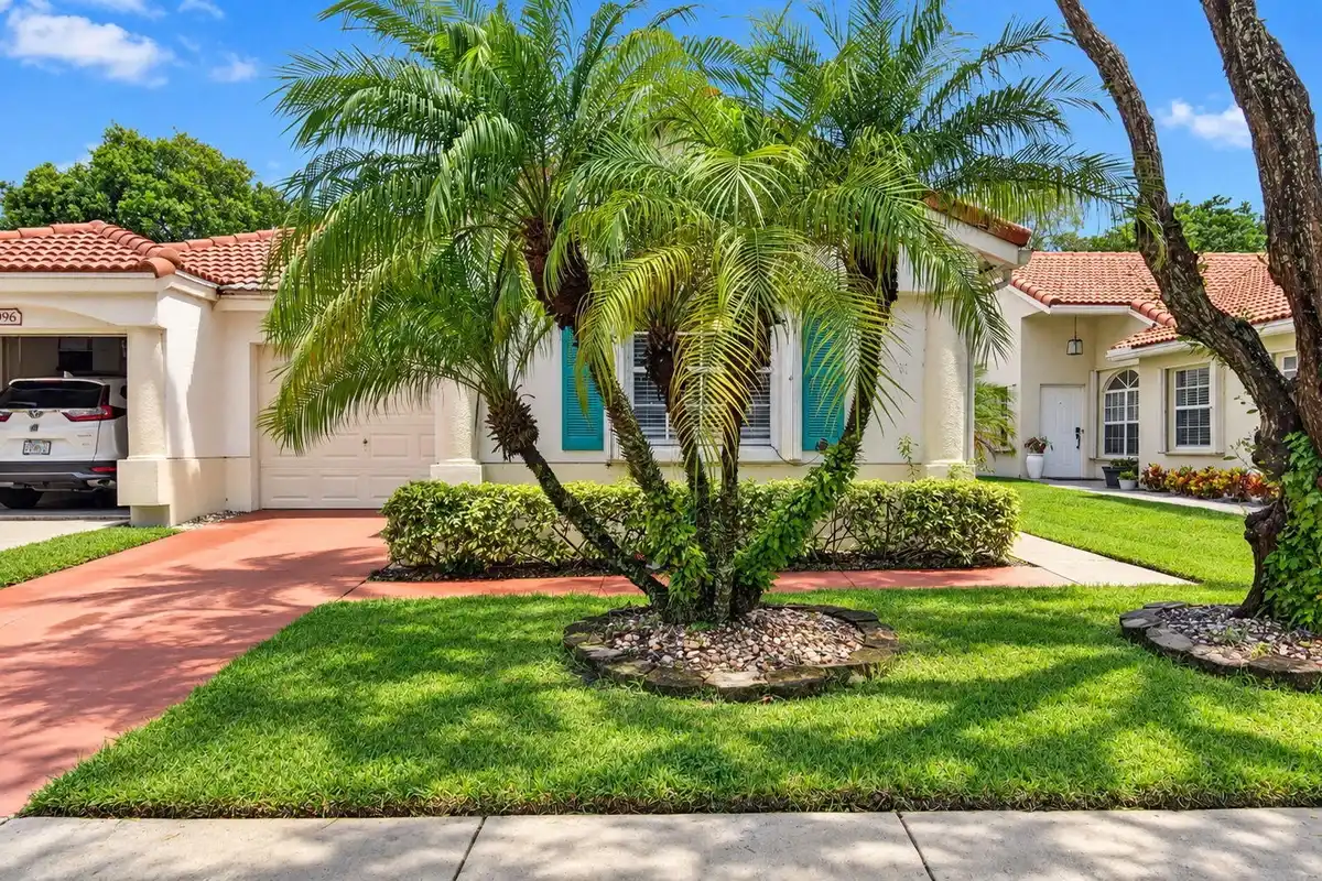 6100 Petunia Rd, Delray Beach: photo 1 of 27