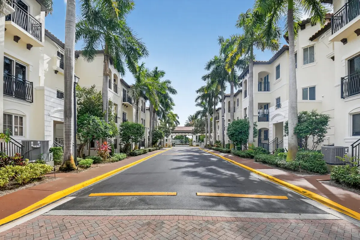 1203 Coastal Bay Blvd, Boynton Beach: photo 1 of 38
