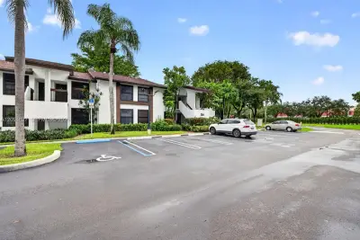 204 Lake Pointe Dr #107, Oakland Park: photo 1 of 66
