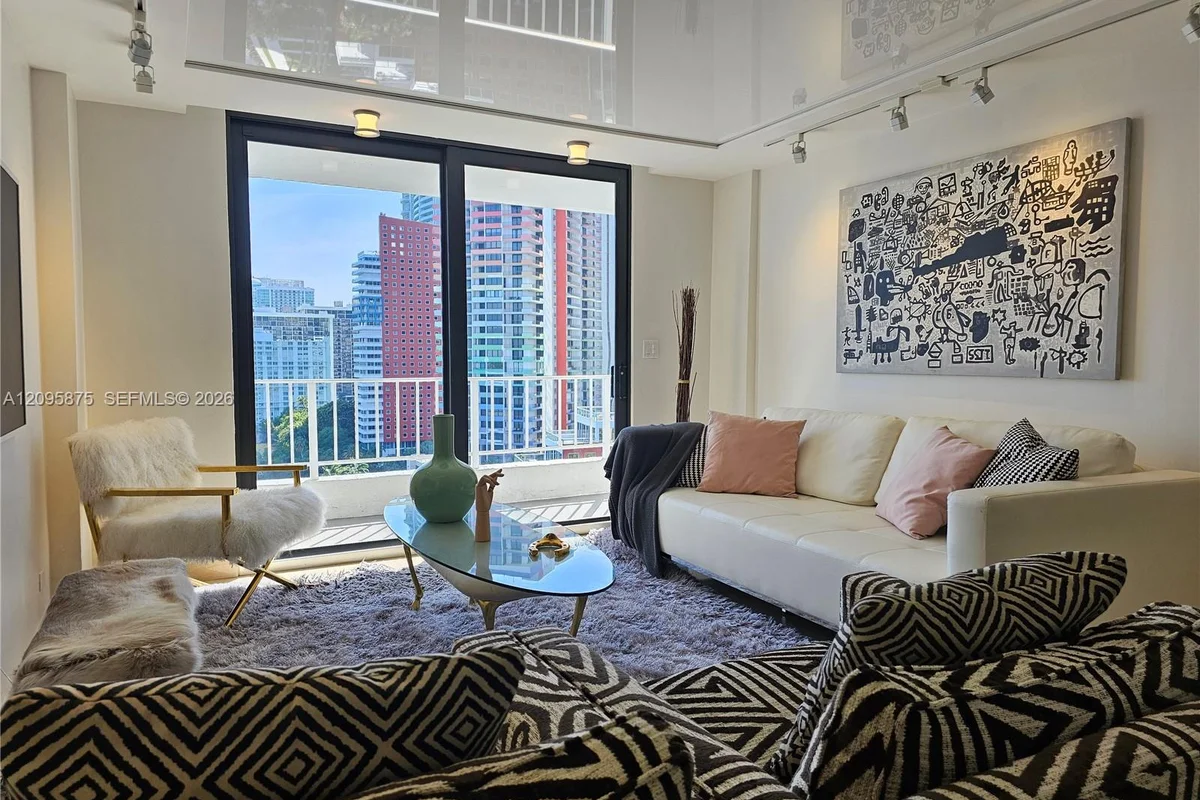 200 SE 15th Rd #17K, Miami: photo 1 of 21