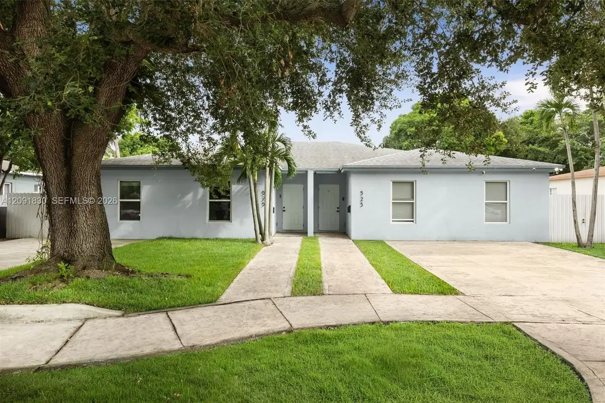 523-525 NW 106th St, Miami: photo 1 of 27