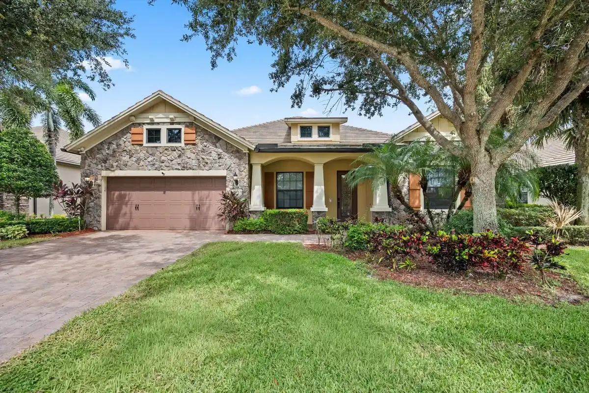 10765 Pisa Rd, Wellington: photo 1 of 38