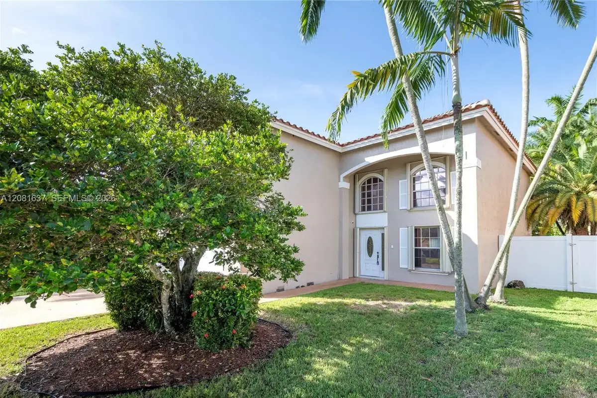 19144 NW 13th St, Pembroke Pines: photo 1 of 28