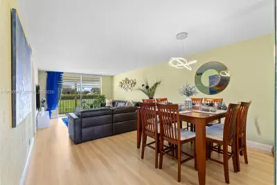 9820 S Hollybrook Lake Dr #208, Pembroke Pines: photo 1 of 35