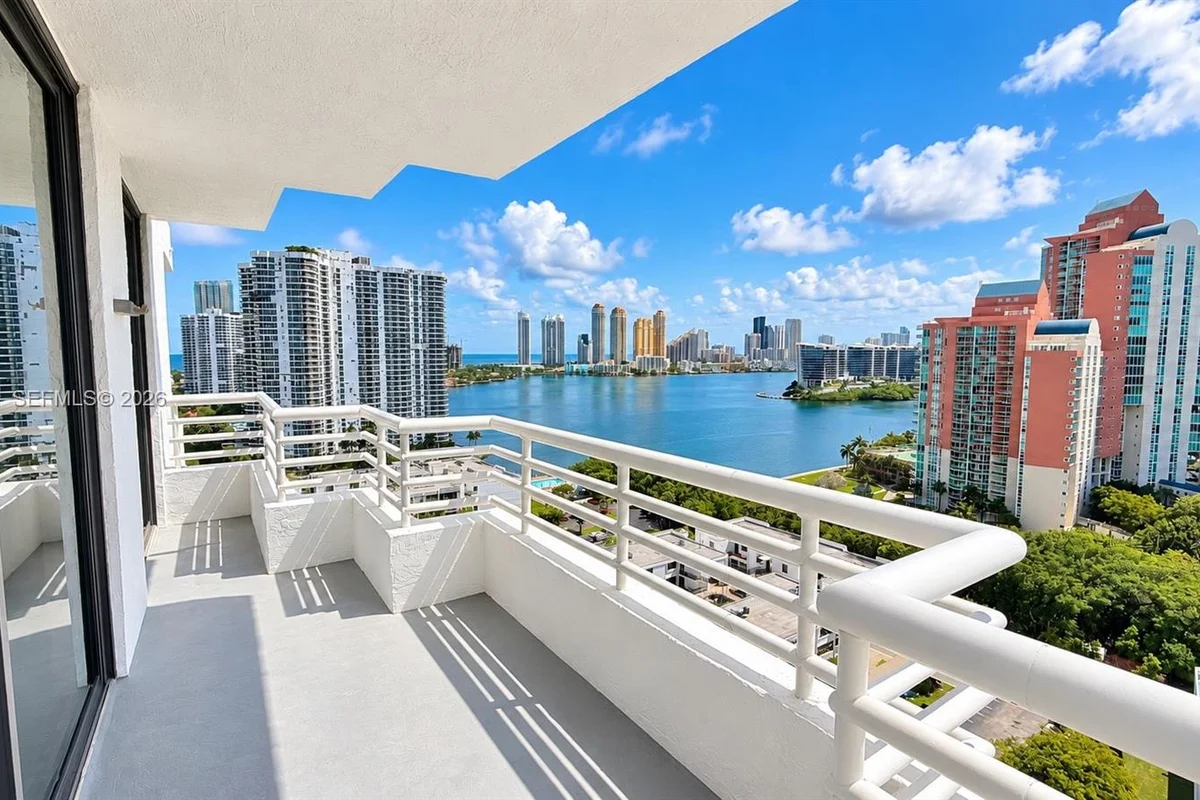 3300 NE 192nd St #LP13, Aventura: photo 1 of 11